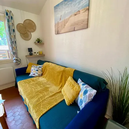Maison Au Calme Dans La Pinede Дом отдыха Лакано