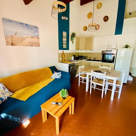 Maison Au Calme Dans La Pinede *