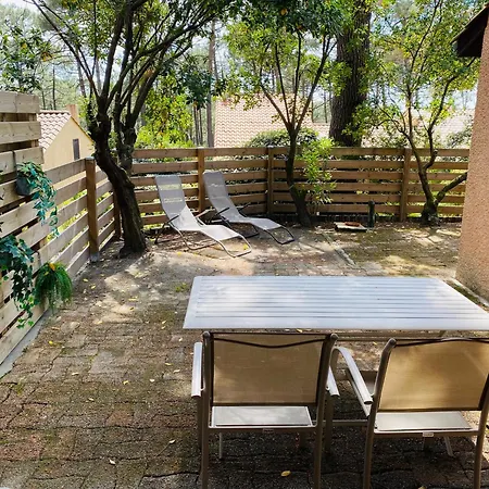 Maison Au Calme Dans La Pinede Casa de Férias Lacanau
